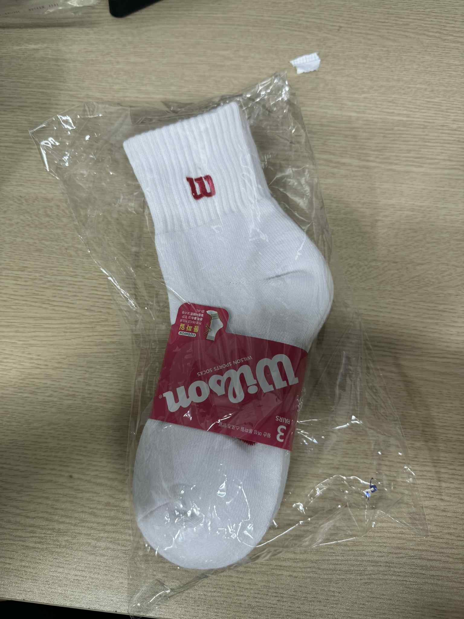 Set Tất Wilson 3 Pack White Red/Black/Green [ BT-3CS05. ]