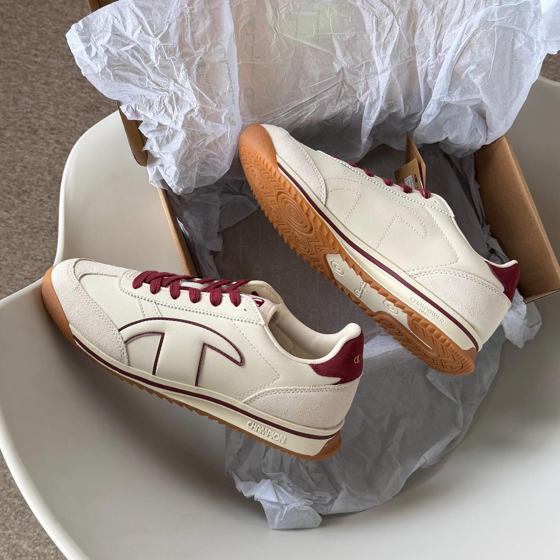 Giày Champion Legend 70'S Runner EC Beige Red [ U5CFCRW62L3 ]