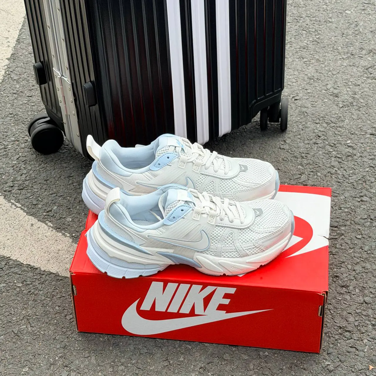 Giày Nike V2K Run Platinum Tint Summit White Light Smoke Grey [ FD0736-009 ]