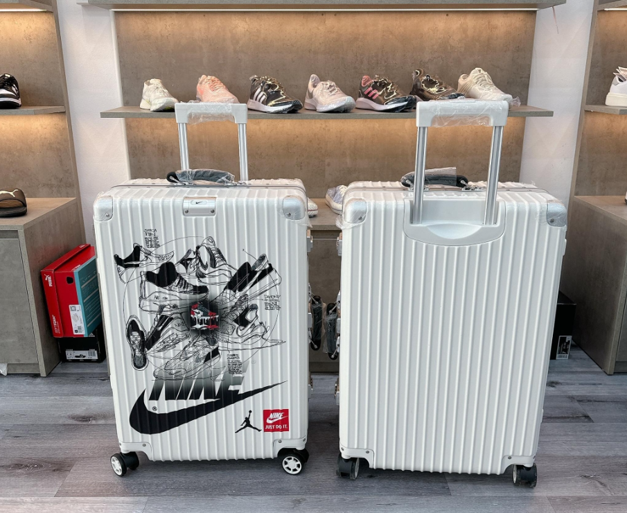 Vali Nike Jordan Màu Trắng Chính Hãng size 29 [ 54x31x81.5 ]